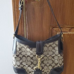 Coach hand bag/ Gold hardware